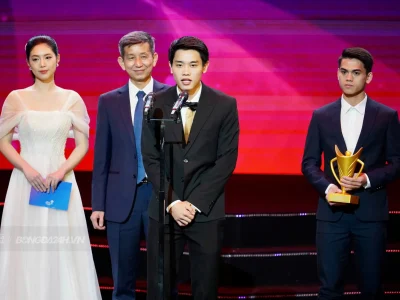 Nguyễn Đình Bắc ‘bùng nổ’ tại Gala Cúp Chiến Thắng 2025: Cú đúp danh hiệu và khoảnh khắc lịch sử