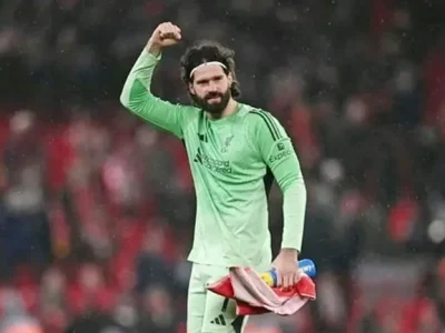 Bom tấn: Juventus chính thức hỏi mua Alisson, Liverpool sẵn sàng buông tay thủ môn số 1