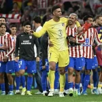 Bùng Nổ Tranh Cãi: Thủ Môn Atletico 'Đáp Trả Sâu Cay' Raphinha Sau Lời Tố 'Bị Cướp Trận' 1