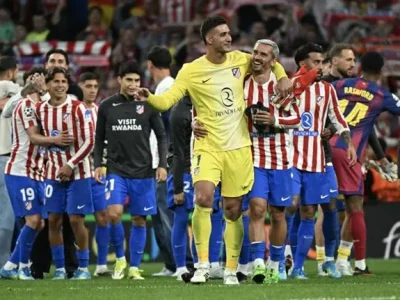 Bùng Nổ Tranh Cãi: Thủ Môn Atletico ‘Đáp Trả Sâu Cay’ Raphinha Sau Lời Tố ‘Bị Cướp Trận’