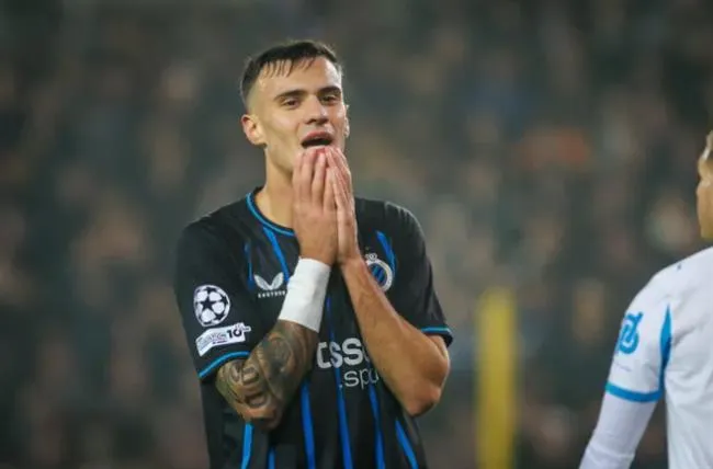 Arsenal va Chelsea quan tam tien ve Aleksandar Stankovic.