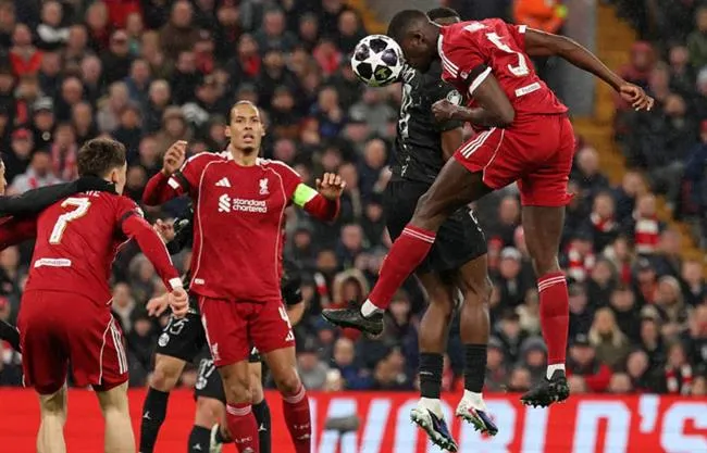 Sốc! Hàng công Liverpool 'tê liệt' trước PSG: 21 cú sút, 0 bàn thắng tại Anfield 1