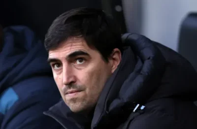 Bom tấn Ngoại hạng Anh: Loạt đại gia săn đón HLV Andoni Iraola, Bournemouth đã có kế hoạch thay thế 1